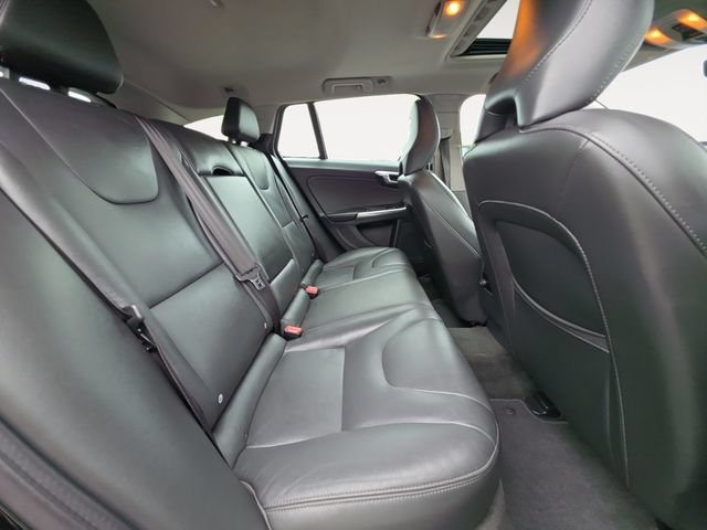 Used 2016 Volvo V60 T5 Premier AWD/4WD image 14