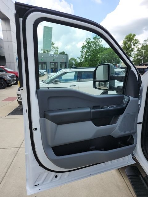 New 2026 Ford F250 XL w/ XL Chrome Package AWD/4WD image 37