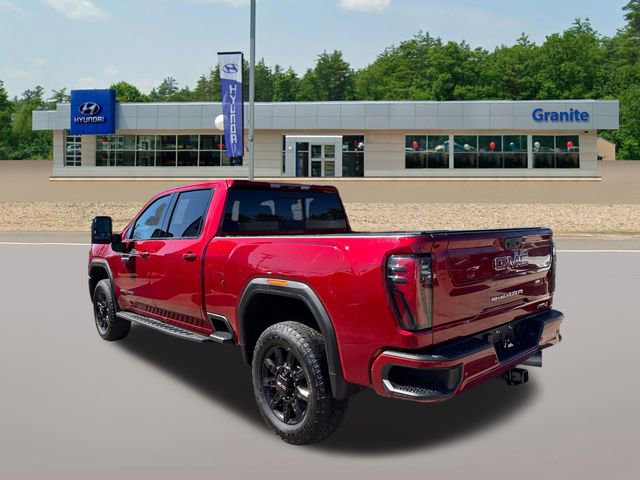 Used 2024 GMC Sierra 2500 AT4 w/ AT4 Premium Plus Package AWD/4WD image 3