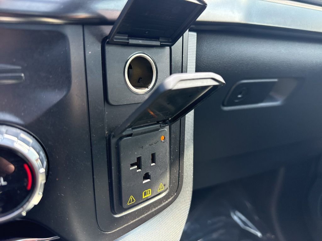 Certified 2022 Ford F150 Platinum w/ Equipment Group 701A High image 34