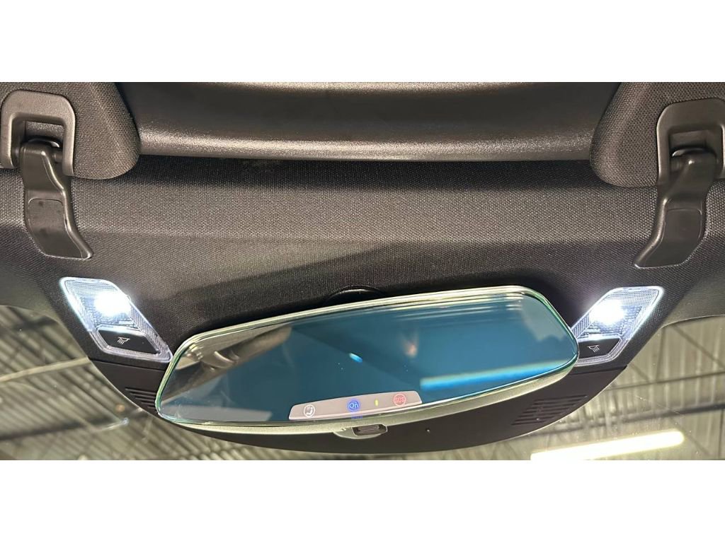 Used 2019 Chevrolet Corvette Stingray Coupe w/ 1LT image 36