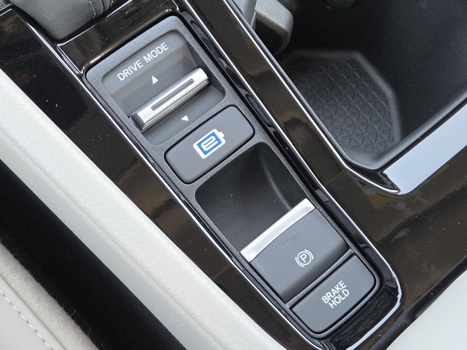 New 2026 Honda Accord EX-L image 11