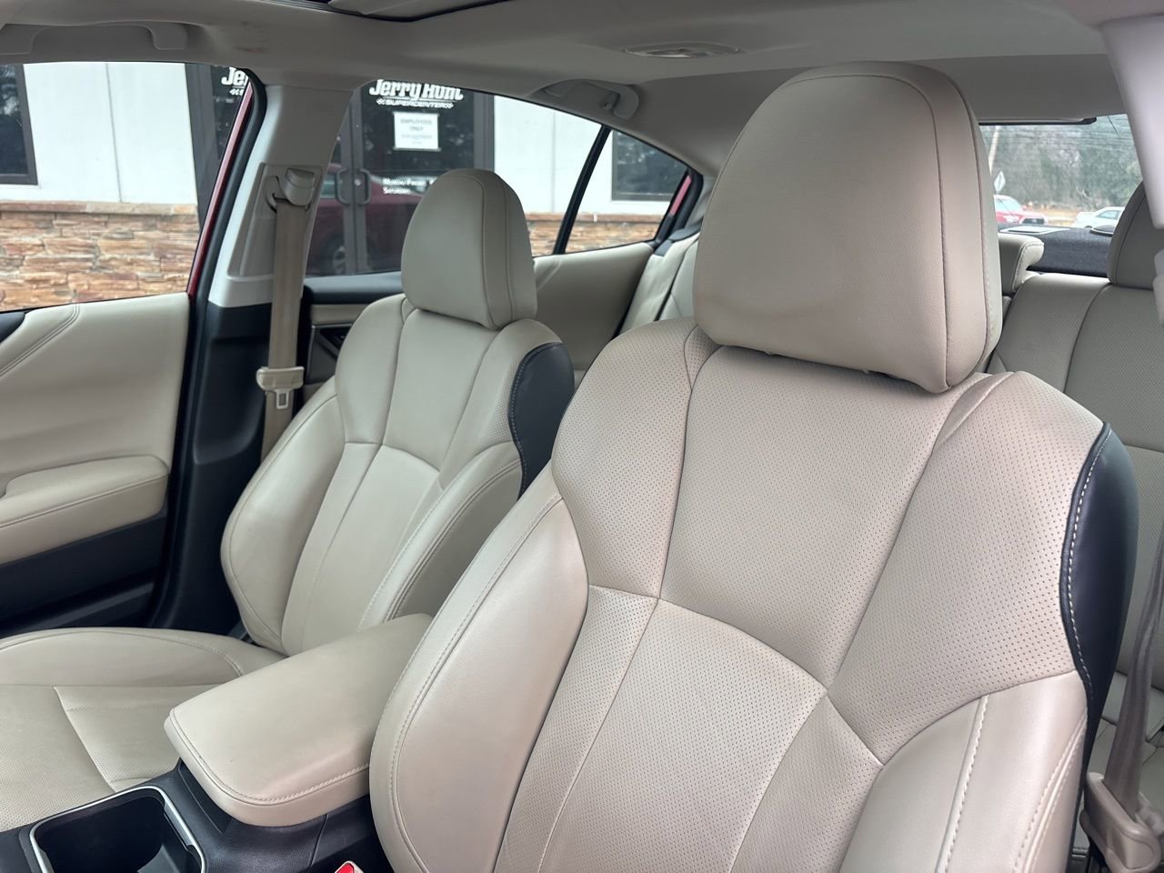 Used 2024 Subaru Legacy Limited image 3