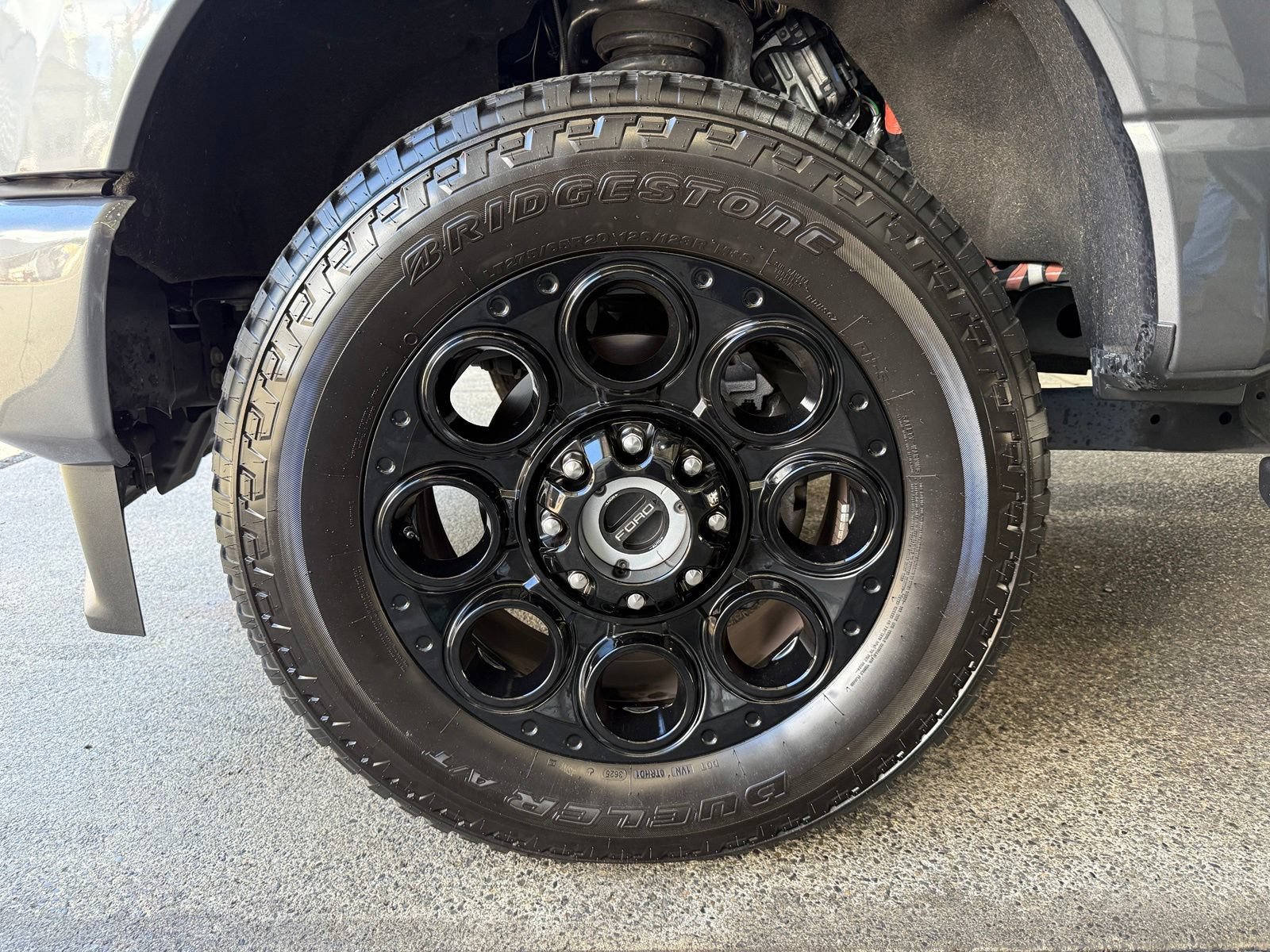 Used 2026 Ford F350 Lariat w/ Black Appearance Package AWD/4WD image 20
