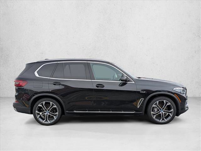 Used 2022 BMW X5 xDrive45e w/ Executive Package image 4