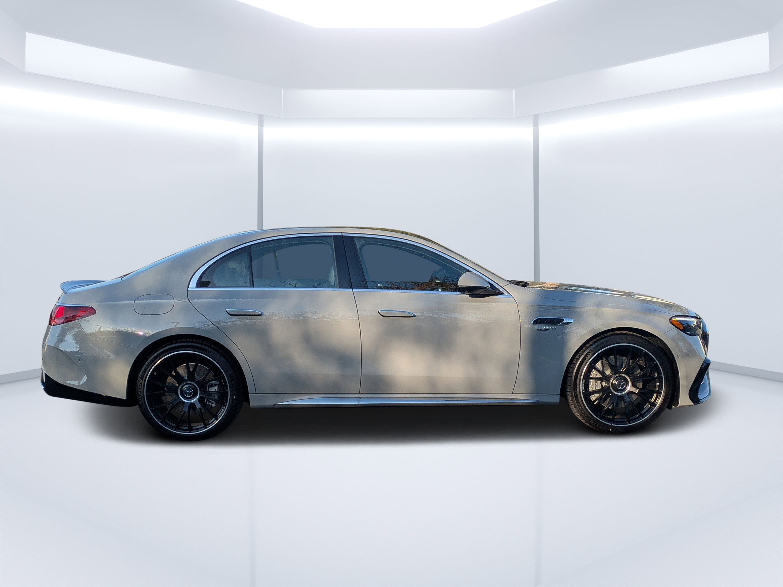 New 2026 Mercedes-Benz E 53 AMG e 4MATIC Sedan image 5