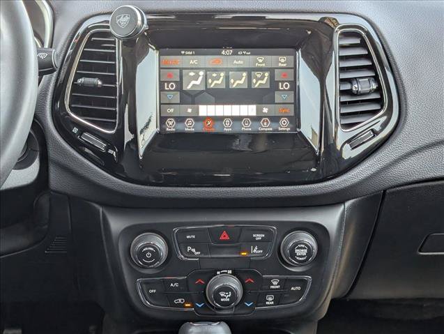 Used 2021 Jeep Compass Latitude w/ Sun and Sound Group FWD image 15