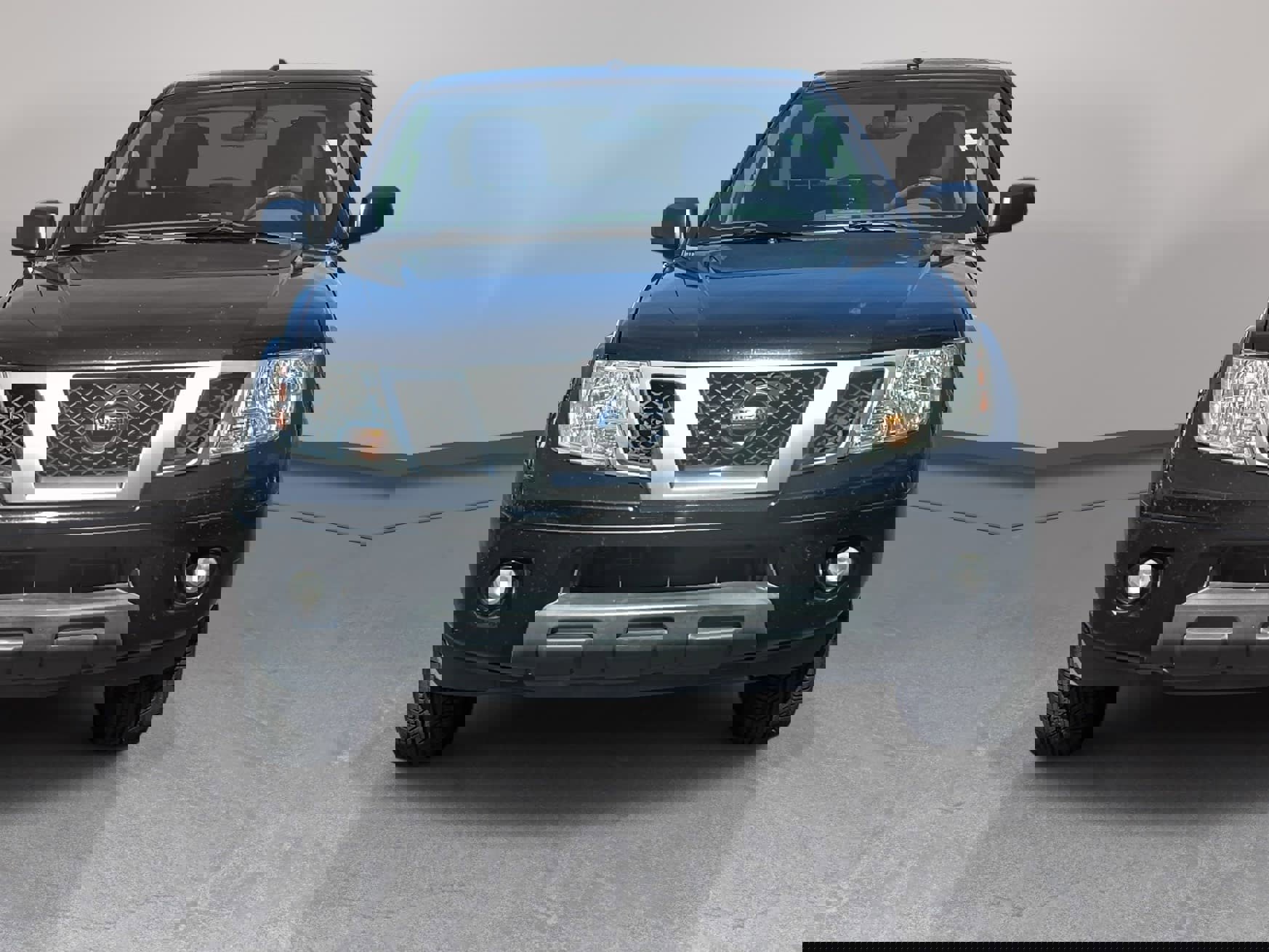 Used 2015 Nissan Frontier Desert Runner image 2