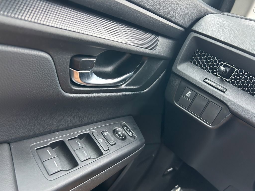 Used 2025 Honda CR-V EX image 23
