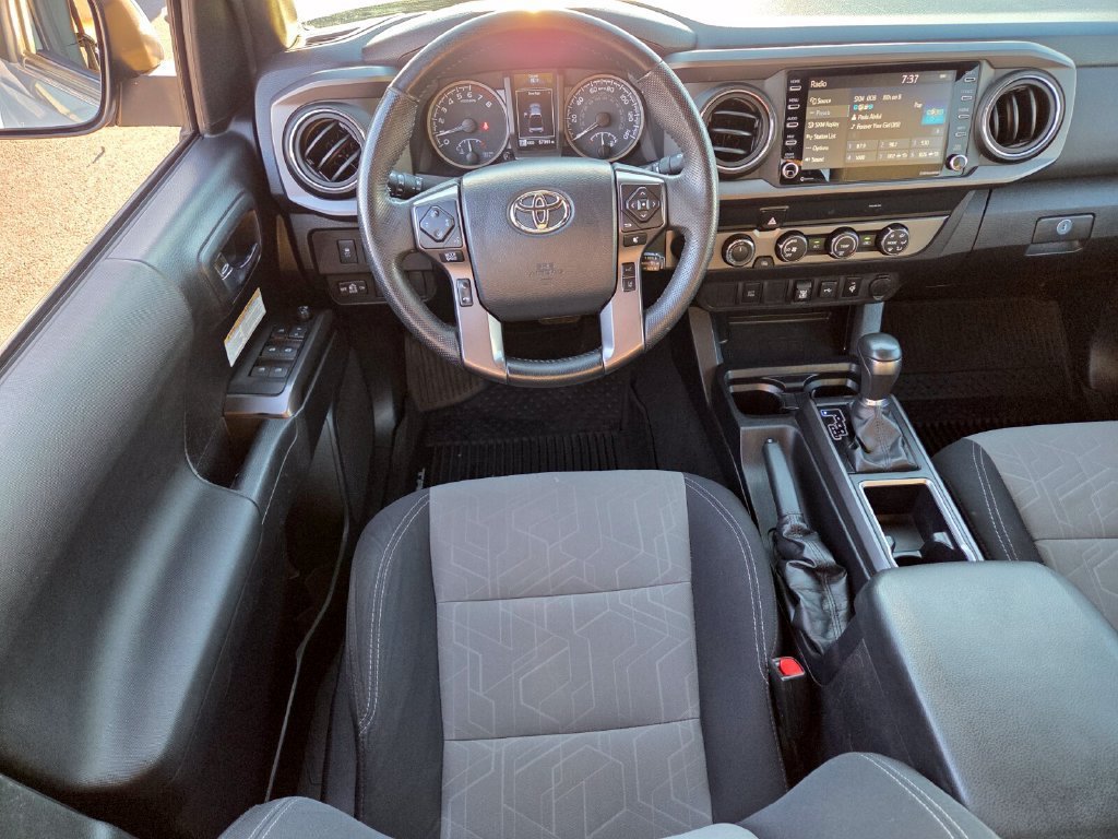 Used 2020 Toyota Tacoma TRD Off-Road AWD/4WD image 15