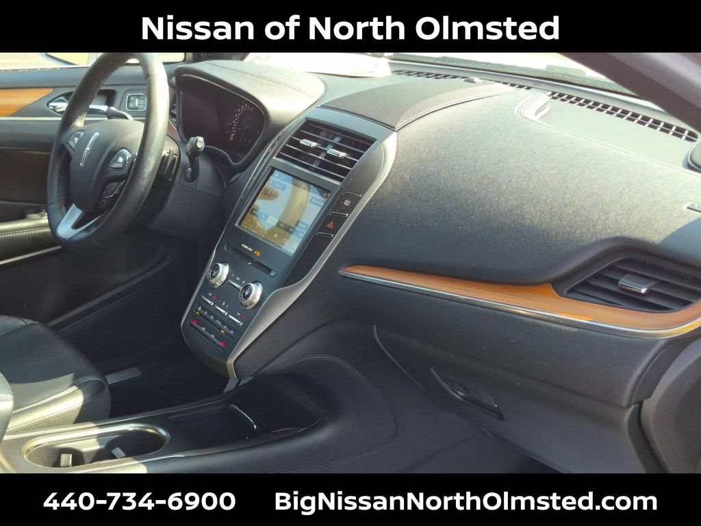 Used 2017 Lincoln MKC Select w/ Select Plus Package AWD/4WD image 28
