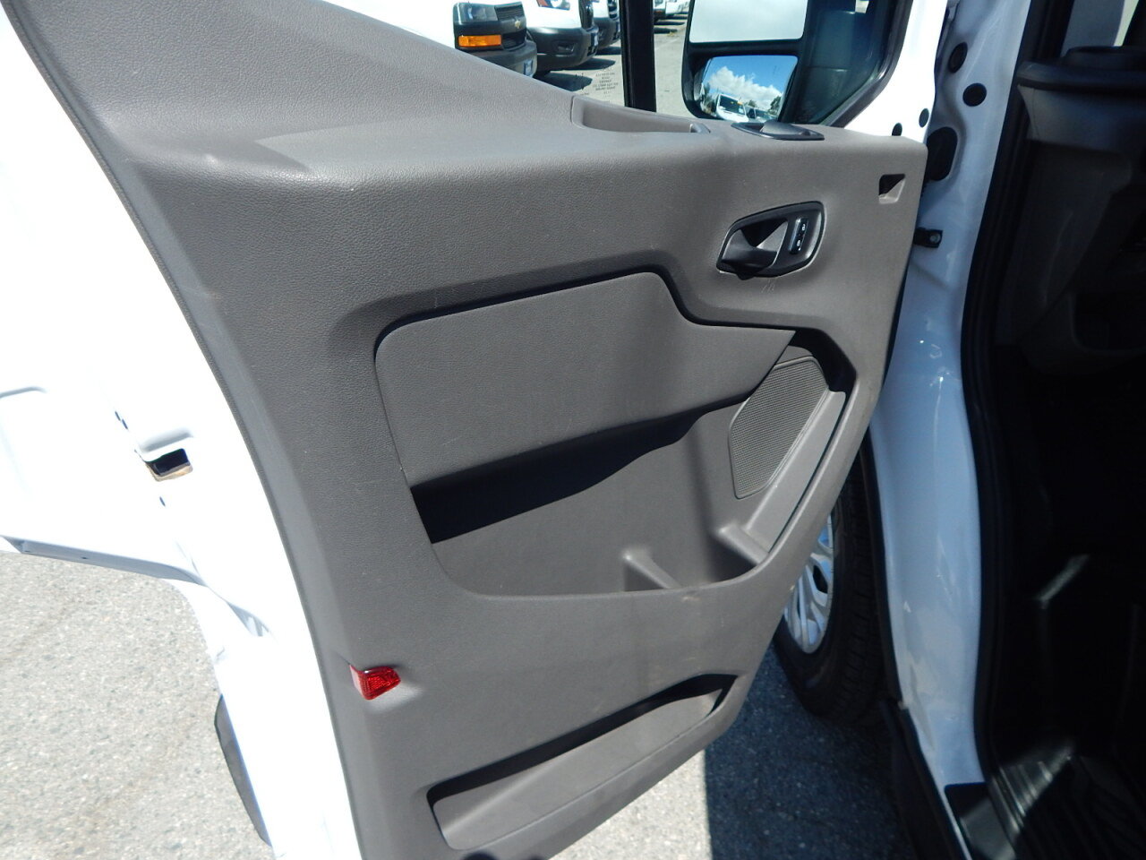 Used 2023 Ford Transit 350 XLT RWD image 19