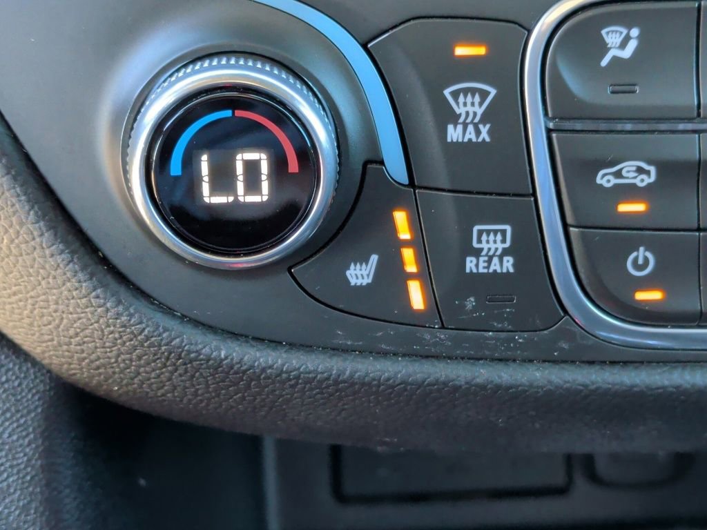 Used 2022 Chevrolet Equinox LT image 24