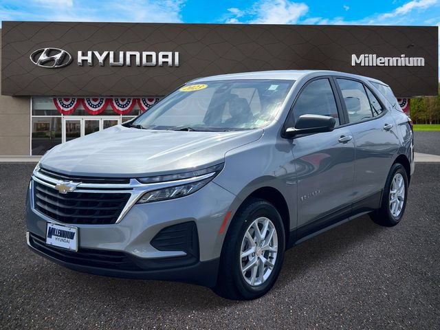 Used 2023 Chevrolet Equinox LS w/ Driver Confidence II Package FWD video 2