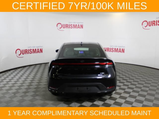 Used 2025 Toyota Prius LE FWD image 8