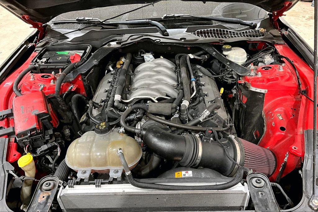 Used 2017 Ford Mustang GT w/ GT Performance Package RWD image 9