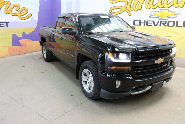 Used 2018 Chevrolet Silverado 1500 LT image 2