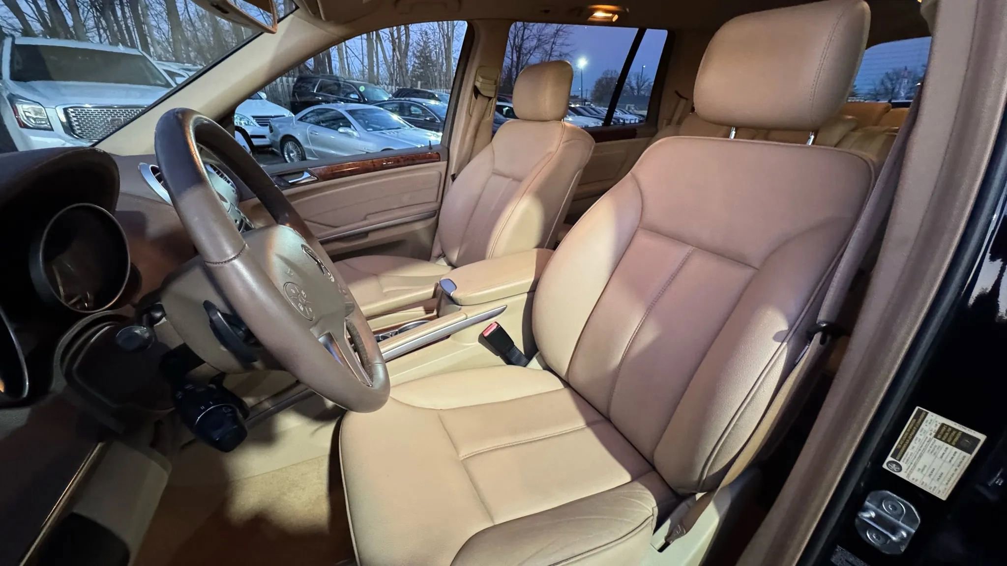 Used 2010 Mercedes-Benz GL 450 4MATIC image 13