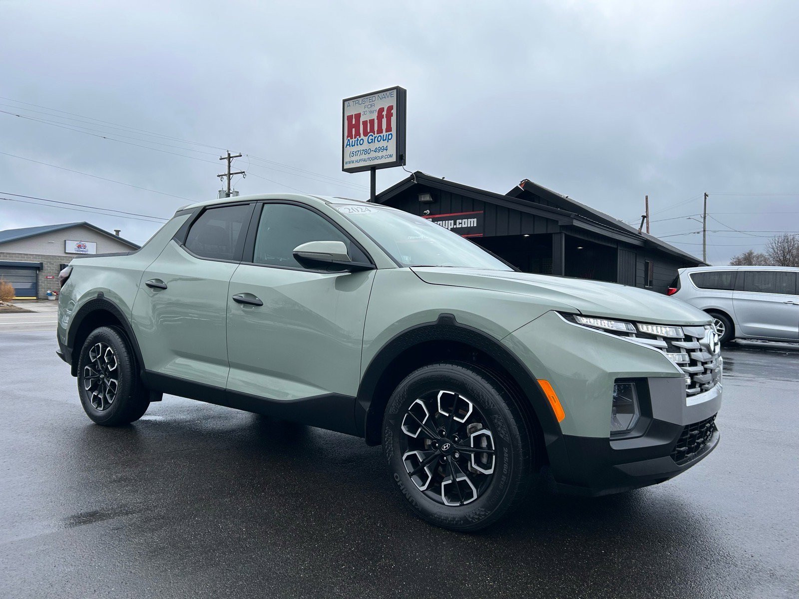 Used 2024 Hyundai Santa Cruz SEL image 1