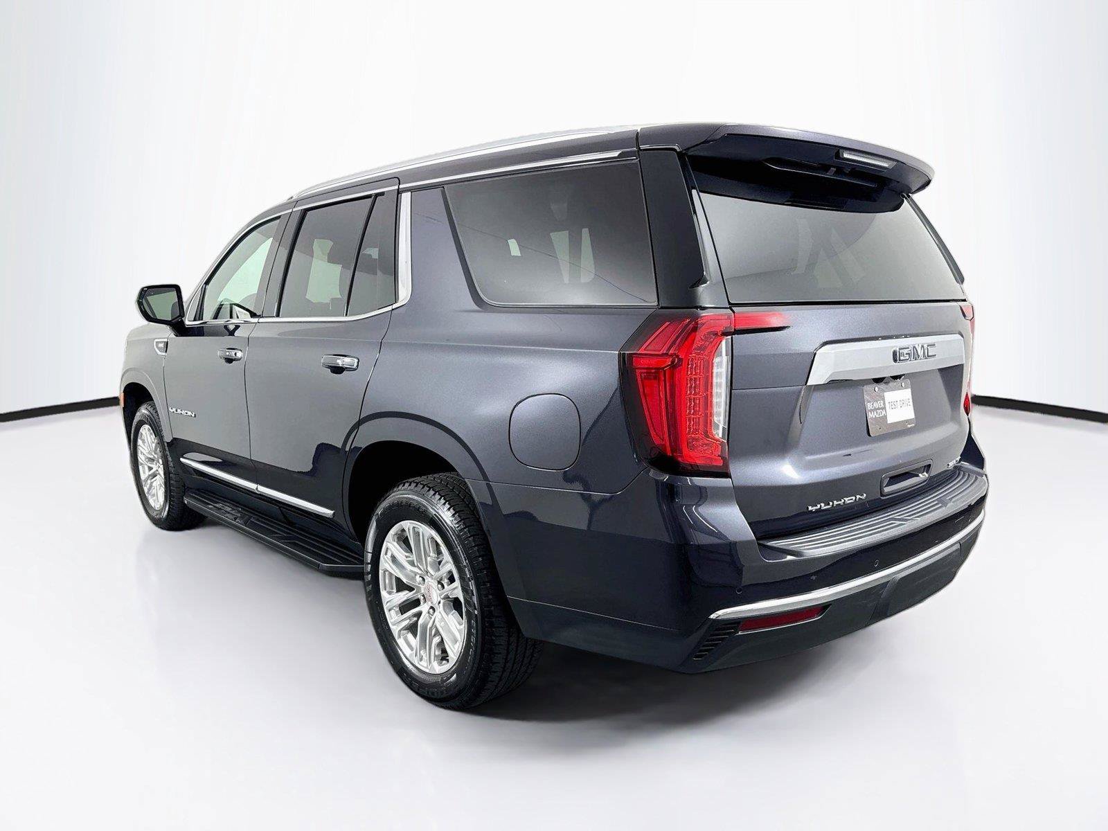 Used 2023 GMC Yukon SLT RWD image 13