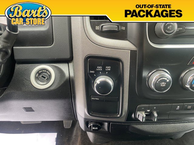 Used 2017 RAM 2500 ST AWD/4WD image 29