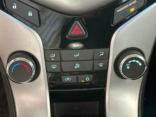 Used 2012 Chevrolet Cruze LT FWD image 11