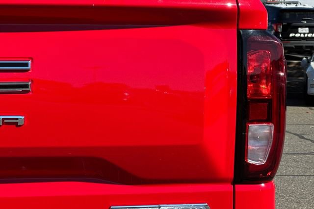Used 2025 GMC Sierra 1500 Elevation w/ LPO, Elevation Black Package AWD/4WD image 51