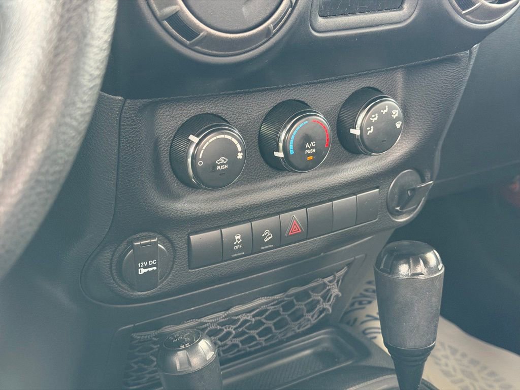 Used 2011 Jeep Wrangler Sport AWD/4WD image 22