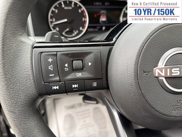 Used 2023 Nissan Rogue SV image 19