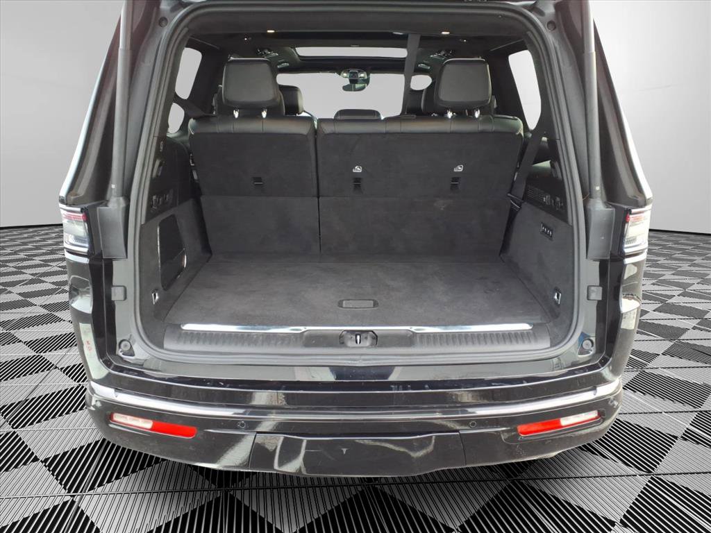 Used 2024 Jeep Grand Wagoneer Series II w/ Quick Order Packagew 28T image 12