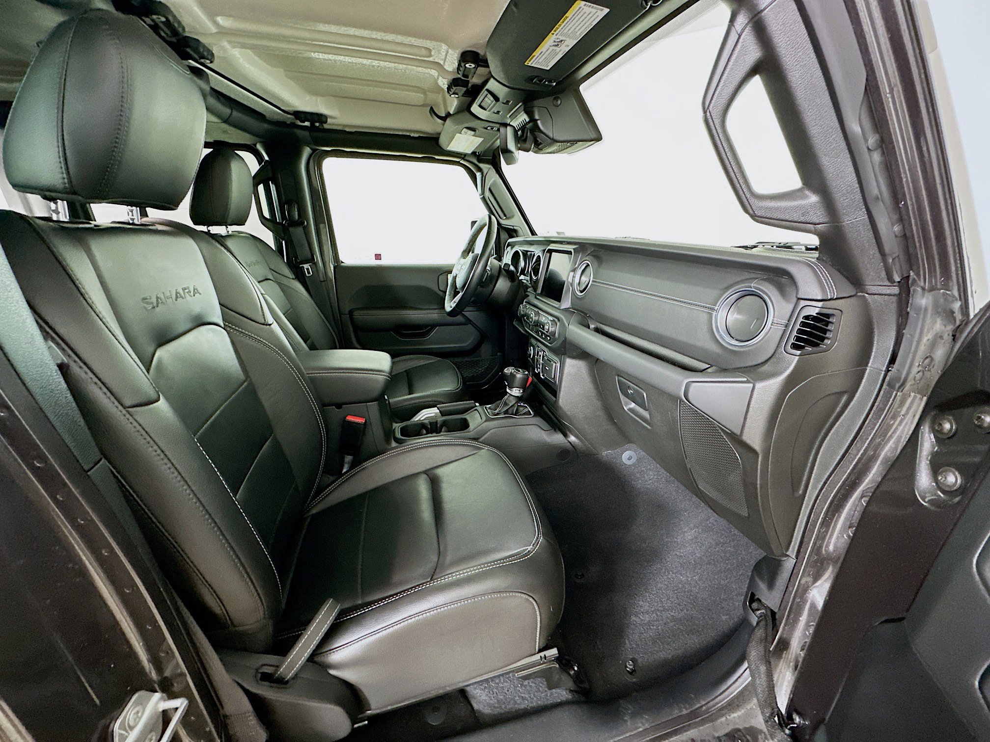 Used 2021 Jeep Wrangler Sahara w/ Cold Weather Group image 30