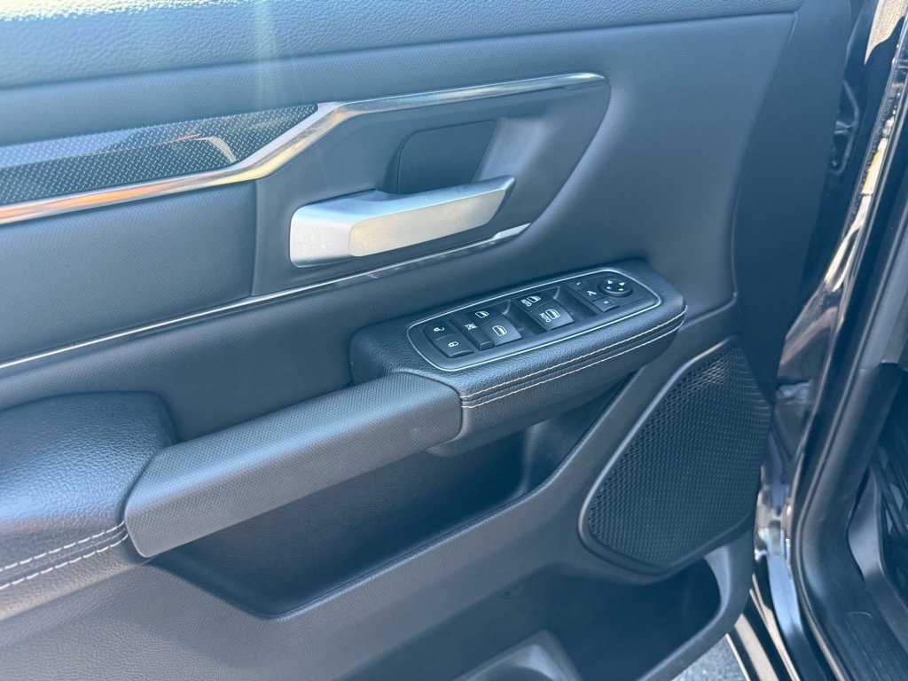 Used 2019 RAM 1500 Sport w/ Level 2 Equipment Group AWD/4WD image 17