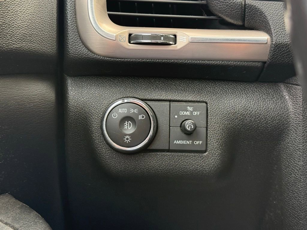 Used 2015 GMC Acadia Denali image 19