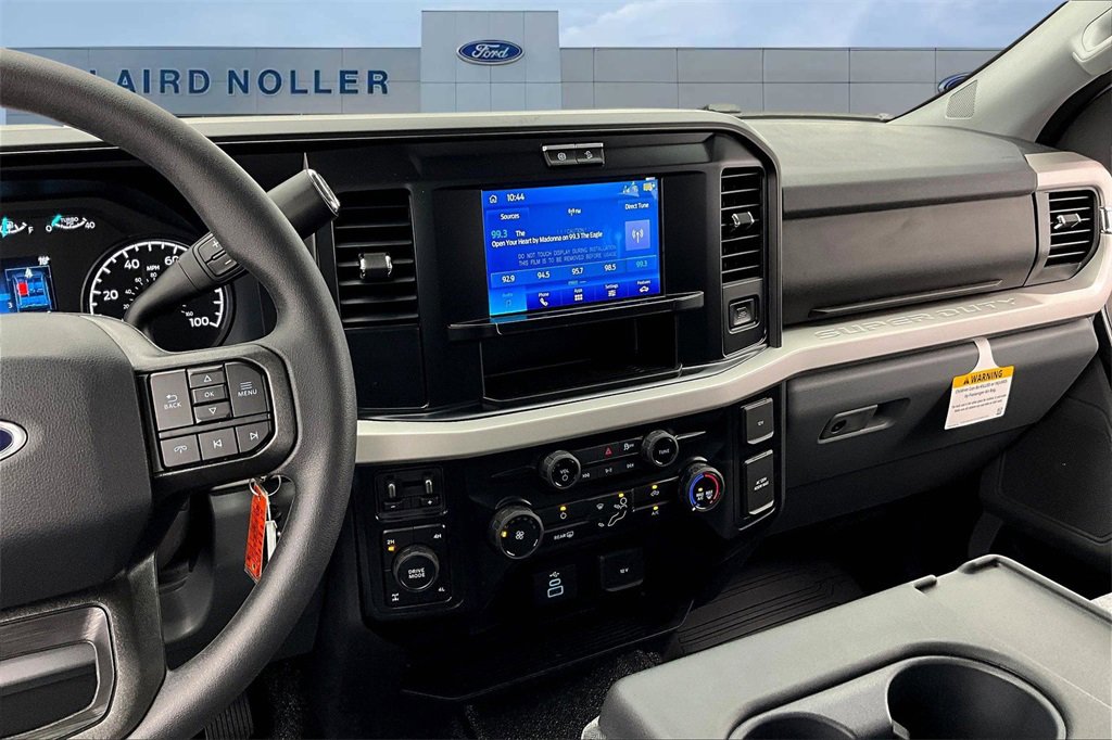 New 2026 Ford F350 XLT image 6