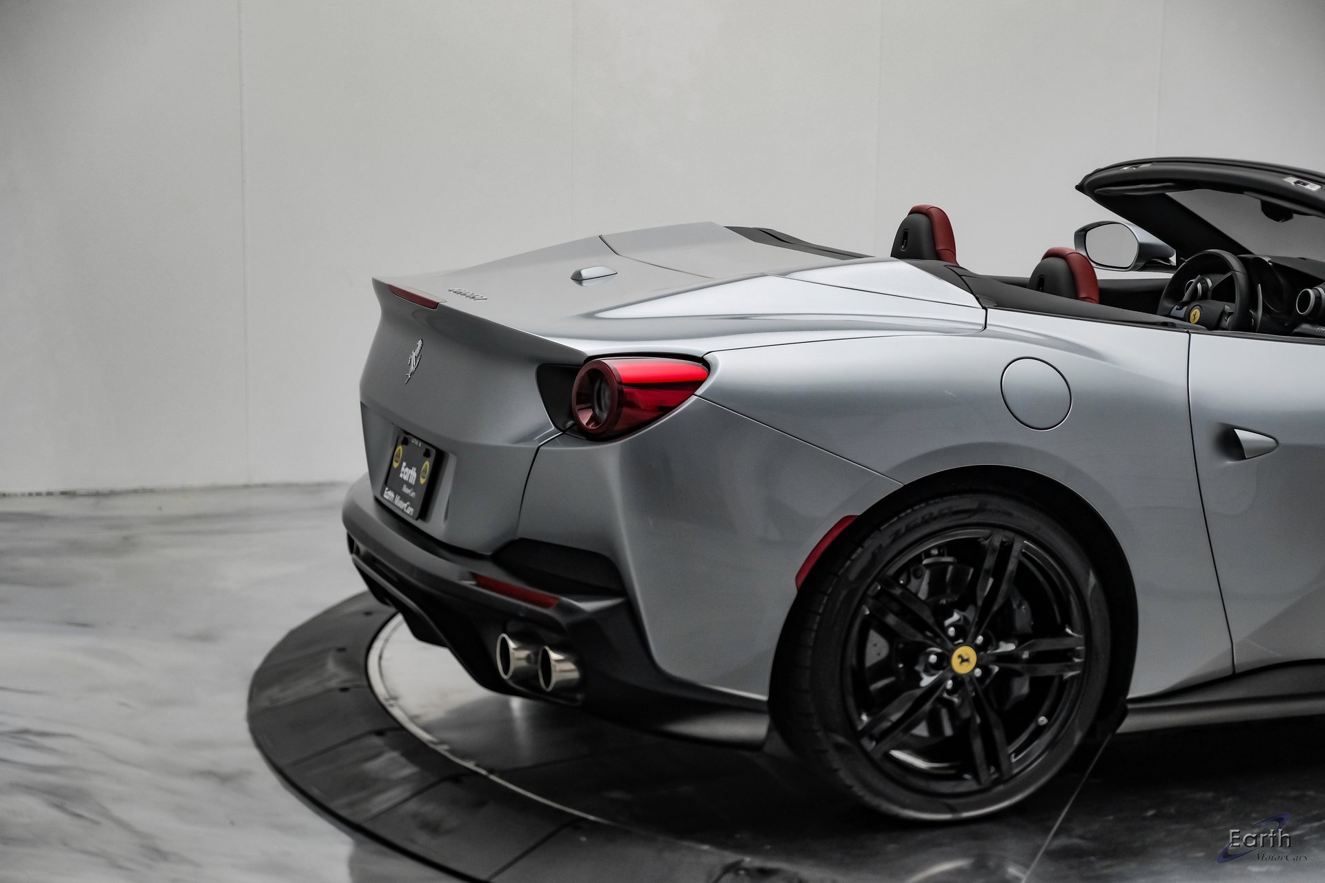 Used 2019 Ferrari Portofino image 21