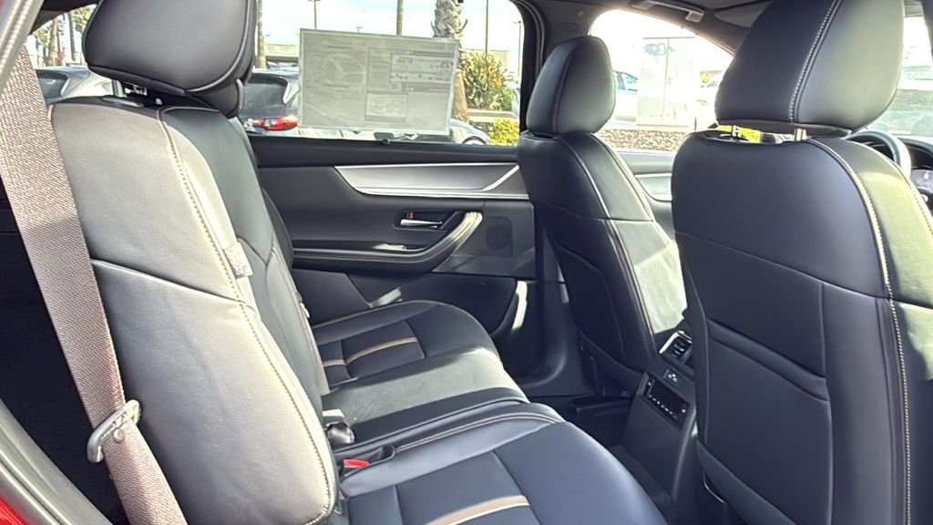 New 2026 MAZDA CX-70 3.3 Turbo w/ Premium Plus Pkg image 29