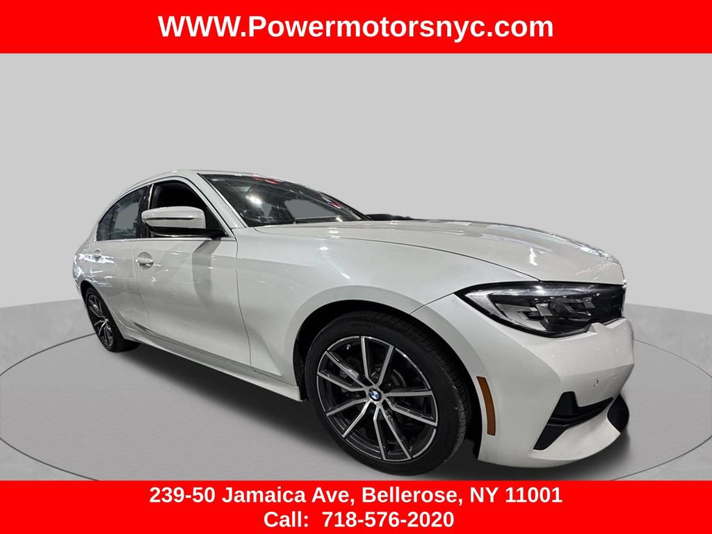 Used 2020 BMW 330i xDrive Sedan w/ Driving Assistance Package AWD/4WD image 4