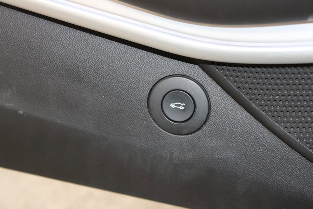 Used 2021 Chevrolet Camaro SS RWD image 43