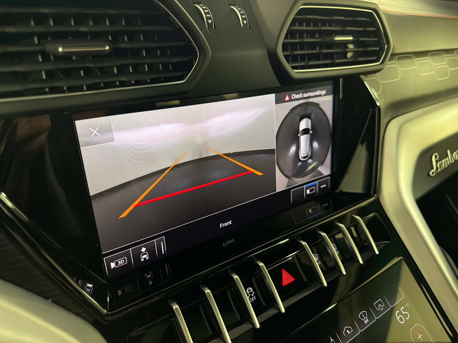 Used 2020 Lamborghini Urus AWD/4WD image 41