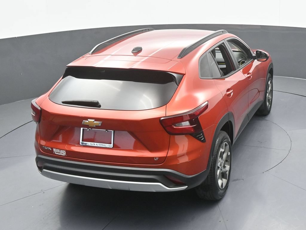 Used 2024 Chevrolet Trax LT w/ Driver Confidence Package FWD image 47