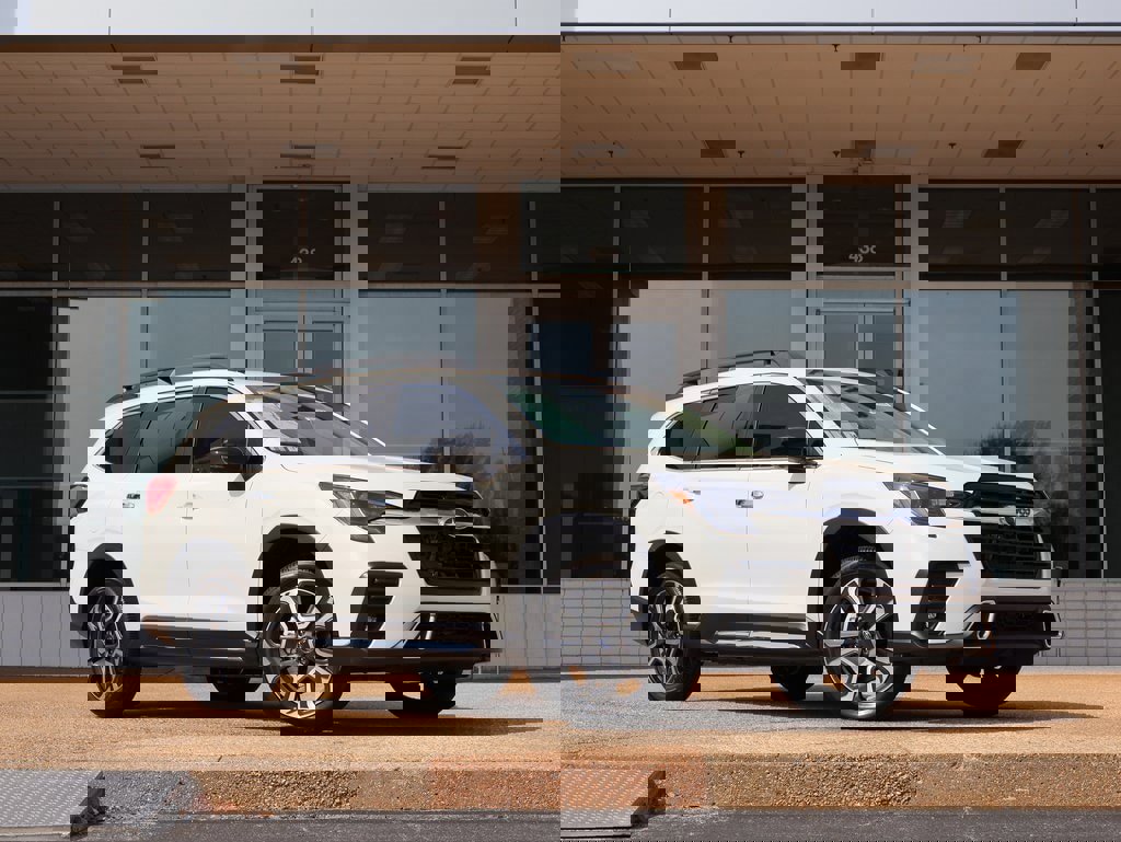 New 2025 Subaru Ascent Touring image 2