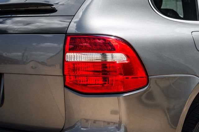 Used 2008 Porsche Cayenne AWD/4WD image 41