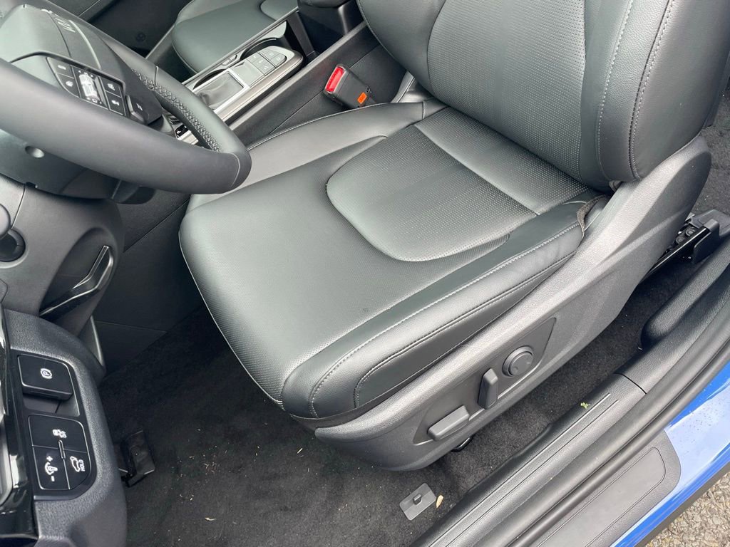 New 2026 Kia Sportage EX image 24