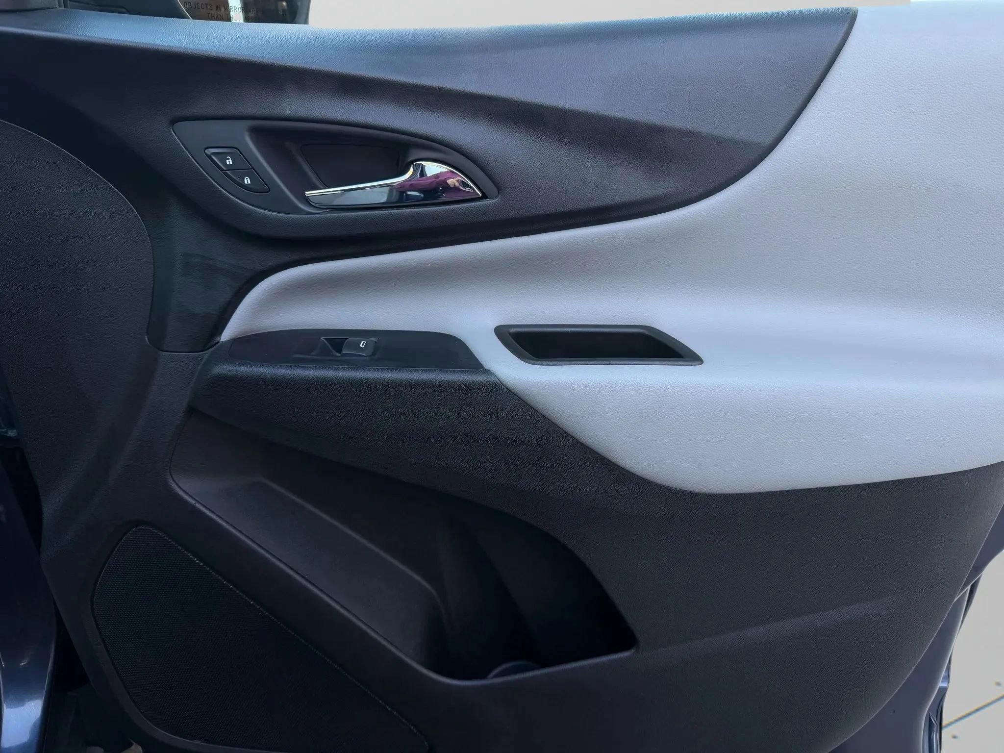 Used 2019 Chevrolet Equinox LS image 8