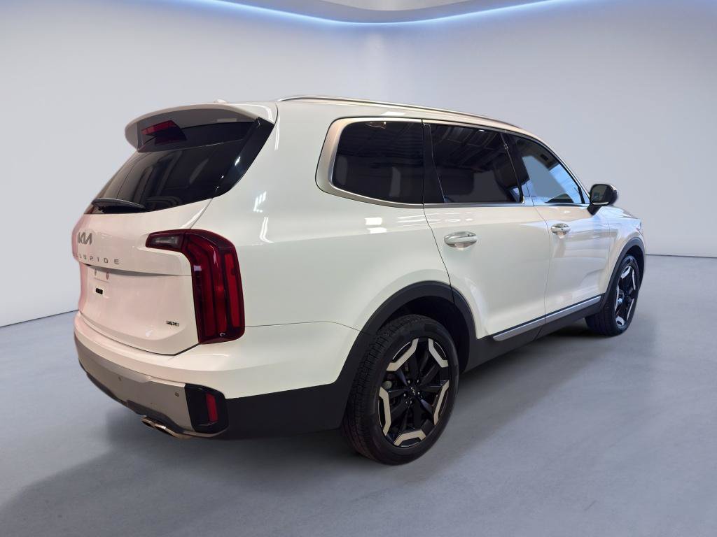 Used 2023 Kia Telluride S AWD/4WD image 8