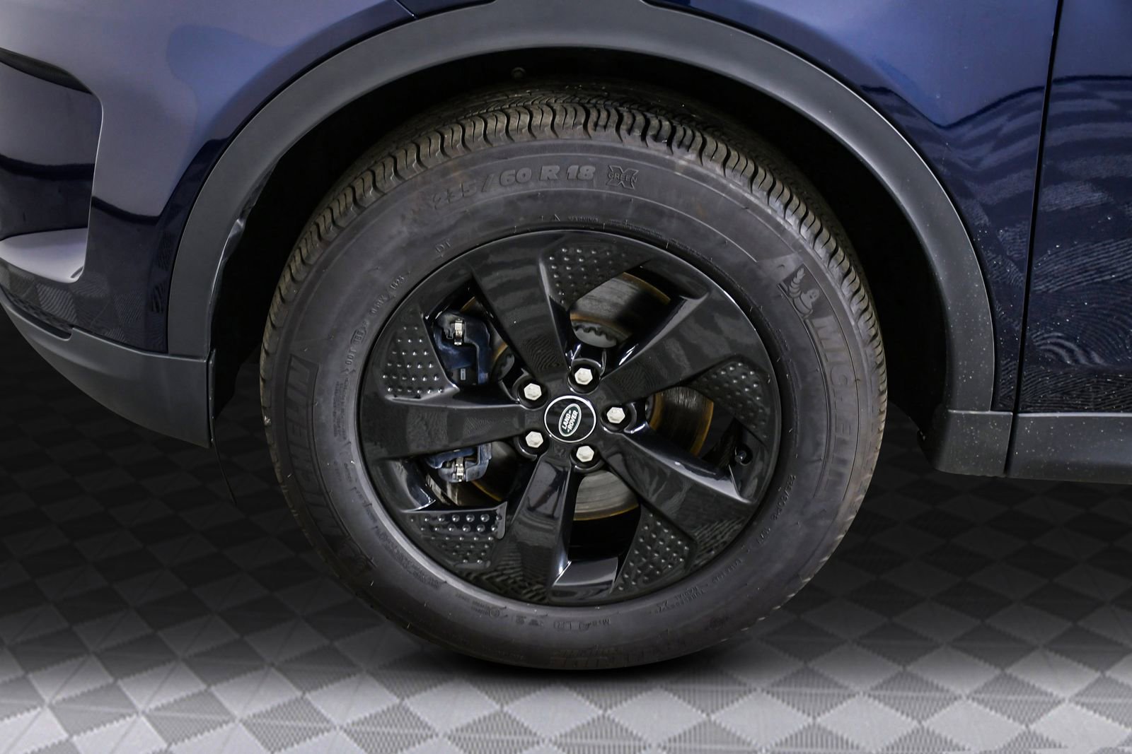 Used 2023 Land Rover Discovery Sport S image 33