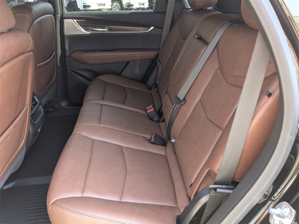 Certified 2024 Cadillac XT5 Premium Luxury w/ Technology Package image 17