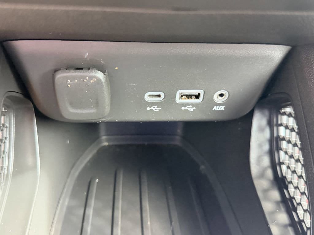 Certified 2023 Chevrolet TrailBlazer RS w/ Sun and Liftgate Package FWD image 28