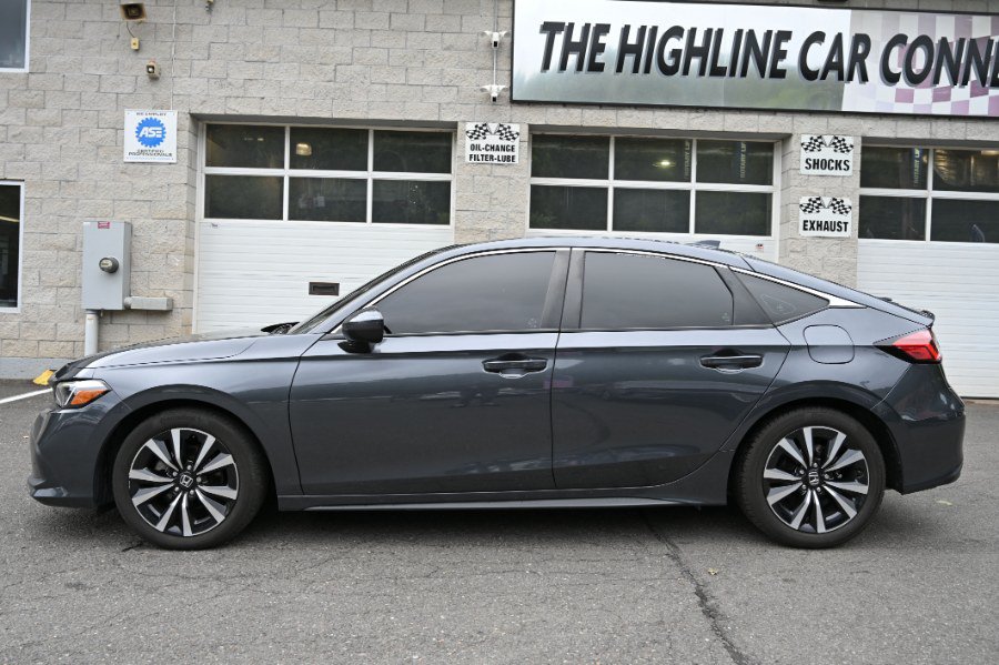 Used 2024 Honda Civic EX-L image 2