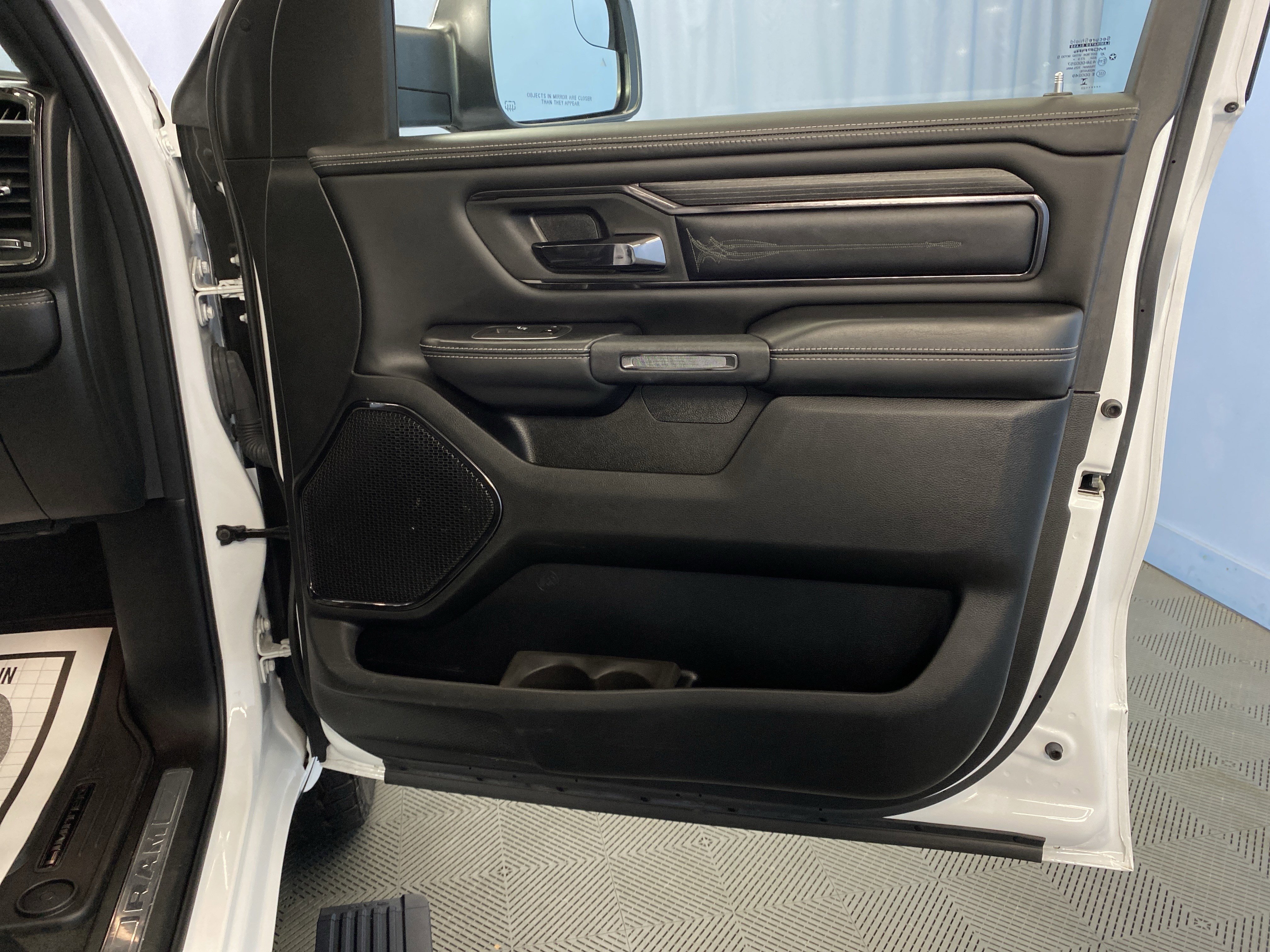 Certified 2023 RAM 1500 Limited w/ Body Color Bumper Group image 48